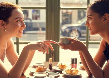 Freckle Drama Alert: Friend Says Makeup Is Cultural Appropriation, Woman Just Wanted Cute Dots Freckle Drama Alert: Friend Says Makeup Is Cultural Appropriation, Woman Just Wanted Cute Dots