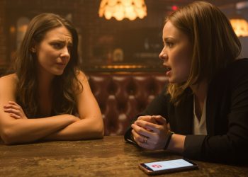 Woman Lets Her Cousin Get Engaged To Her 'Summer Camp Fling', Now She’s Being Blamed For Not Telling Her Woman Lets Her Cousin Get Engaged To Her ‘Summer Camp Fling’, Now She’s Being Blamed For Not Telling Her