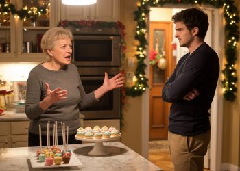 Grandmother Says No To Cake Pops At Christmas, Son Considers Skipping The Holiday