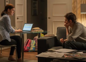 Woman Says She’d Lose Respect For Husband If He Quit His Job, Even Though She Can Afford It