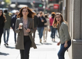 Woman Tells Her Ex’s Mistress Her Dead Parents Would Be Proud, Friends Say She Crossed A Line Woman Tells Her Ex’s Mistress Her Dead Parents Would Be Proud, Friends Say She Crossed A Line