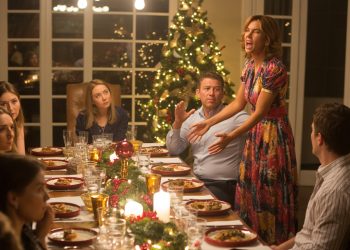 Woman Snaps At Christmas Dinner After Husband Comments On Her Post-Baby Body, Family Watches In Shock Woman Snaps At Christmas Dinner After Husband Comments On Her Post-Baby Body, Family Watches In Shock