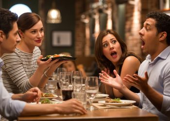 New Couple Melts Down at Dinner After Parents Order Takeout for Their Own Kids New Couple Melts Down at Dinner After Parents Order Takeout for Their Own Kids