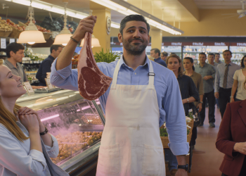 Woman Demands Bigger Prime Rib Portion For Husband, Gets Refused, Then Watches Next Customer Get It