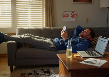 Boss Forces Dying-Of-Food-Poisoning Employee To Get Doctor’s Note, Ends Up Giving Him A Free Week Off