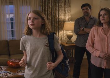 Mom And Fiancé Ban Teen Daughter From Wedding Just Because She Takes After Her Ex-Husband