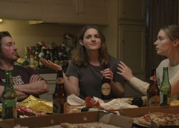 Woman Delivers Reality Check To Friend’s Boyfriend About Traditional Wives And Receives His Absurd Reaction