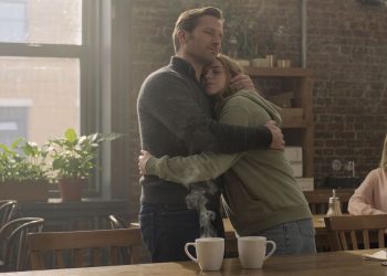 Father Cuts Off Daughter’s College Fund After She Chooses Bio Mom, Until She Discovers Truth