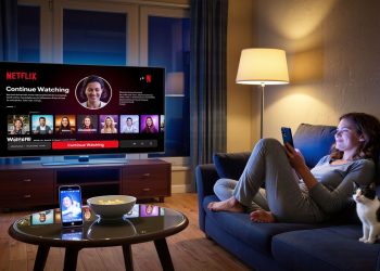 Generous Woman Turns Her Mooching Best Friend Into A Confused Netflix Wanderer With Daily Logouts