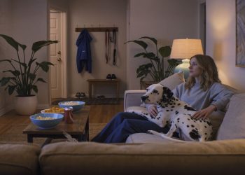 Woman Rescues Abandoned Senior Dog To Heal Her Pain, Now Battles Former Owners Demanding Him Back