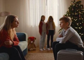 Teen Sister Issues Brutal Ultimatum To Resistant Brother Over Accepting New Stepsisters As Family