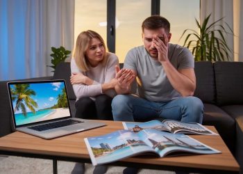 Boyfriend Plans Romantic Getaway For Two, Girlfriend Insists On Bringing Third Wheel Along