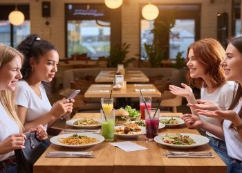 Young Woman Repeatedly ‘Forgets’ Wallet, Gets Confronted And Blocks All Her Friends Suddenly