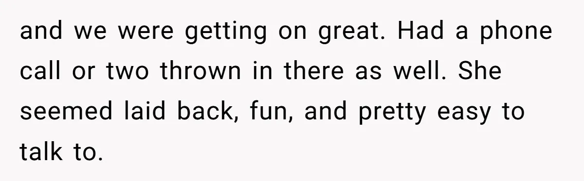 Date Sends Him Unexpected Text From Bathroom, So He Quietly Makes Her Pay The Entire Bill And Vanishes and we were getting on great. Had a phone call or two thrown in there as well. She seemed laid back, fun, and pretty easy to talk to.