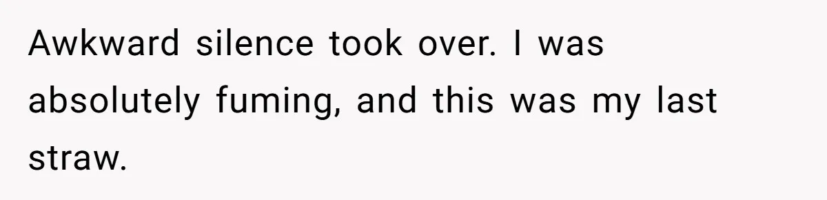 Woman Snaps At Christmas Dinner After Husband Comments On Her Post-Baby Body, Family Watches In Shock Awkward silence took over. I was absolutely fuming, and this was my last straw.