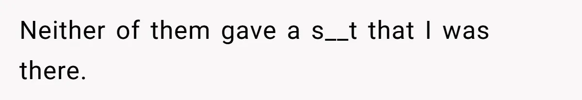 Teen Laughs In His Dad’s Wife’s Face When She Asks For Support After Finding Out He’s Been Cheating Neither of them gave a s__t that I was there.