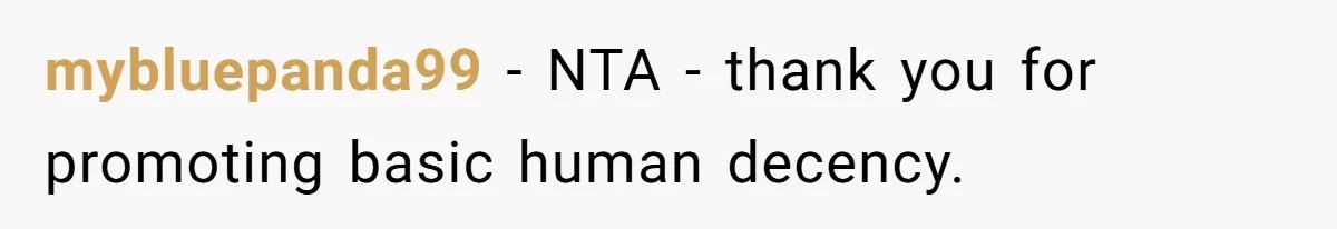 Teen Fights Back After Bully Taunts Friend Over Her Hijab, Gets Her Kicked Off The Soccer Team mybluepanda99 − NTA - thank you for promoting basic human decency.