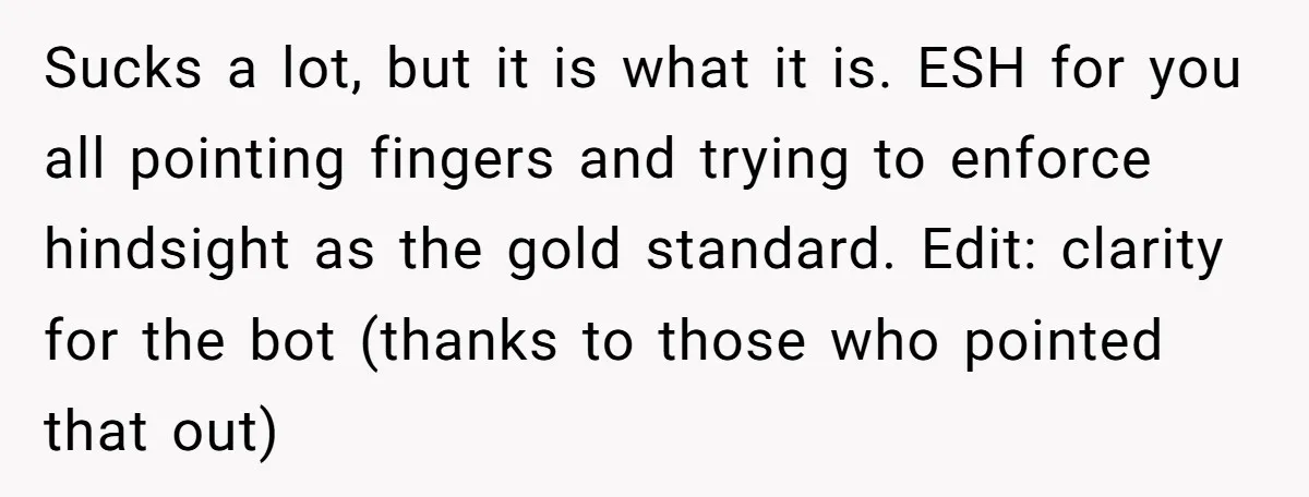 She Started the Wedding Without Her Parents - Now They’re Furious They Missed the Ceremony Sucks a lot, but it is what it is. ESH for you all pointing fingers and trying to enforce hindsight as the gold standard. Edit: clarity for the bot (thanks...