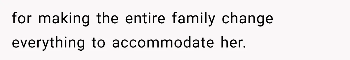 Son Wanted Mom To Cancel A 40-Year Tradition For His New Girlfriend, Her Answer Went Viral for making the entire family change everything to accommodate her.