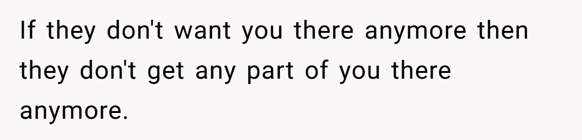 She Was Fired Without Warning, So She Took Everything She Had Bought For the Office. If they don't want you there anymore then they don't get any part of you there anymore.