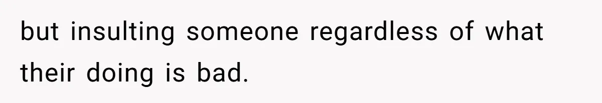 Woman Saves a Seat With Her Bag, Melts Down When Someone Tries to Sit - Did OP Go Too Far With the Clapback? but insulting someone regardless of what their doing is bad.