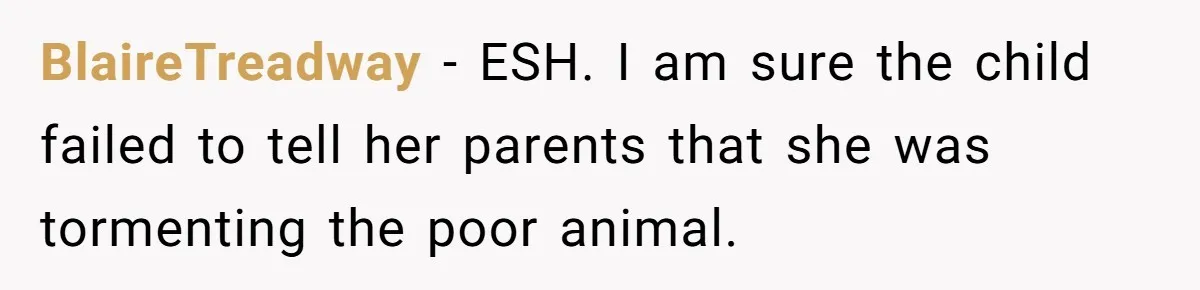 Teenagers Antagonized a Llama - and the Employee Let Nature Handle the Consequences BlaireTreadway − ESH. I am sure the child failed to tell her parents that she was tormenting the poor animal.