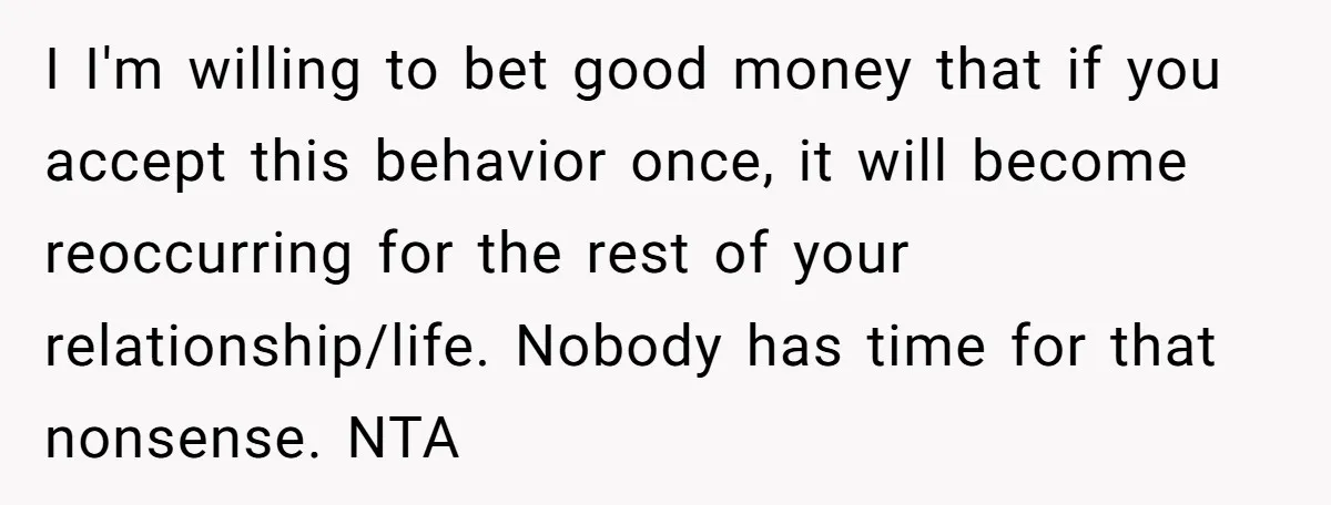 Woman Adopts Allergic Boyfriend's Worst Nightmare After He Vanishes For Six Weeks On 'Pause' I I'm willing to bet good money that if you accept this behavior once, it will become reoccurring for the rest of your relationship/life. Nobody has time for that nonsense....