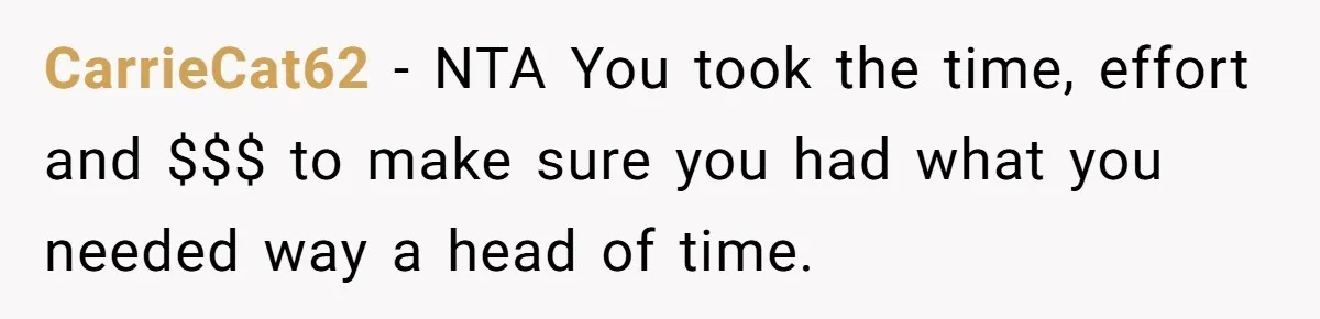 Plus-Size Woman Books Two Seats For Comfort, Gets Shamed For Not Sharing With Family CarrieCat62 − NTA You took the time, effort and $$$ to make sure you had what you needed way a head of time.