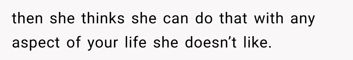 Boyfriend Comes Home To Missing Cat, Learns Girlfriend's Action And Serves Her Eviction Notice then she thinks she can do that with any aspect of your life she doesn’t like.