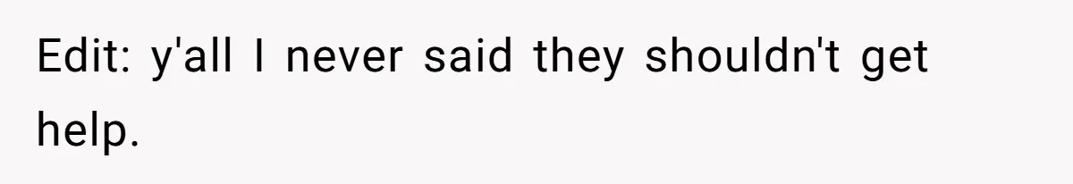 Niece Swallows AirPod, Aunt Connects AirPod To Phone And Tries To Hear It Through Her Stomach Edit: y'all I never said they shouldn't get help.