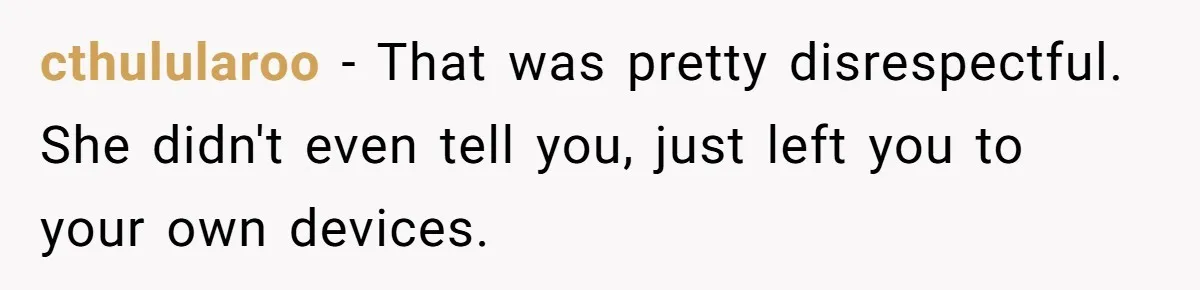 Man Ends Relationship When Girlfriend Leaves Him On Read To Party With Coworker cthulularoo − That was pretty disrespectful. She didn't even tell you, just left you to your own devices.