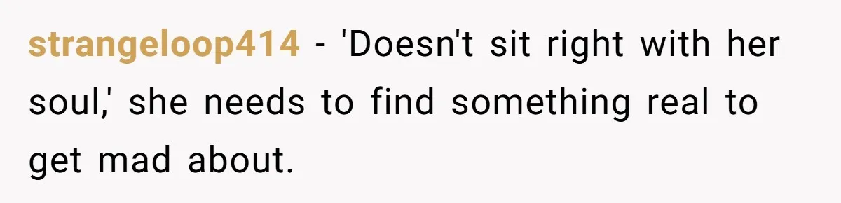 Freckle Drama Alert: Friend Says Makeup Is Cultural Appropriation, Woman Just Wanted Cute Dots strangeloop414 − 'Doesn't sit right with her soul,' she needs to find something real to get mad about.