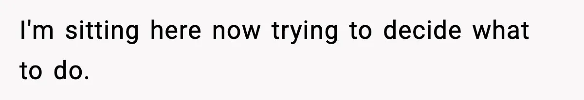 Guy Refuses To Pay Tinder Date’s Dinner After She Vanishes, Bartender Shares Shocking News I'm sitting here now trying to decide what to do.