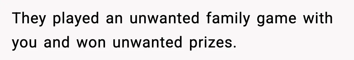 Family Mocks Her For Being Single, She Fires Back With Every Scandal At The Table They played an unwanted family game with you and won unwanted prizes.