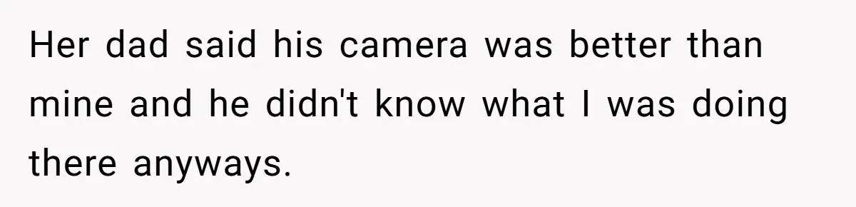 Kind Baker Gifts Free Wedding Photos Then Refuses After Bride’s Crew Ruins Her Entire Life Her dad said his camera was better than mine and he didn't know what I was doing there anyways.