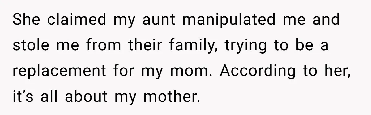 Her Fiancée Secretly Met With the Mother Who Abused Her and Then Tried to Force Her to Invite Her Entire Toxic Family to the Wedding She claimed my aunt manipulated me and stole me from their family, trying to be a replacement for my mom. According to her, it’s all about my mother.