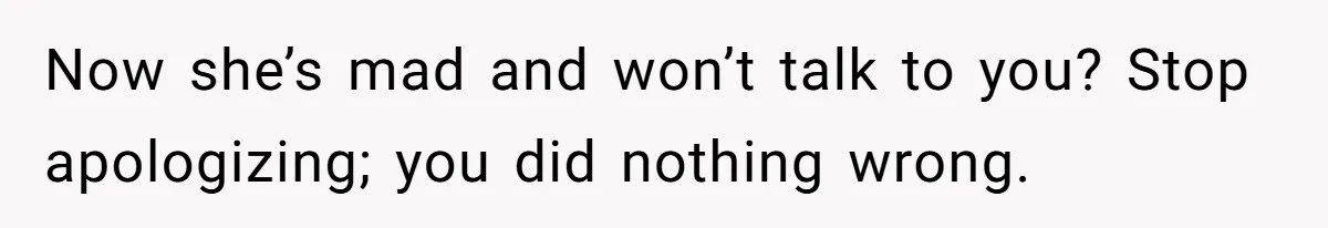 Woman Announces Pregnancy At Sister’s Wedding After Being Told To Wait, Is She Wrong For Doing It? Now she’s mad and won’t talk to you? Stop apologizing; you did nothing wrong.