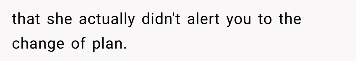 Woman Announces Pregnancy At Sister’s Wedding After Being Told To Wait, Is She Wrong For Doing It? that she actually didn't alert you to the change of plan.