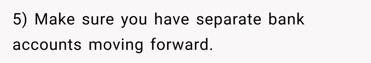 Girlfriend Uncovers Boyfriend Cheating On Warning Group, His Attitude At Her For Exposing Him Shocks Back 5) Make sure you have separate bank accounts moving forward.