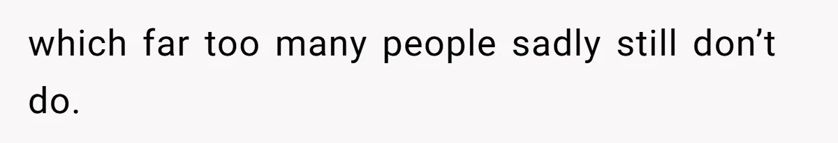 Guy Keeps Pads And Tampons For Guests, But His Sister Thinks He’s ‘Forcing Himself’ Into Women’s Issues which far too many people sadly still don’t do.