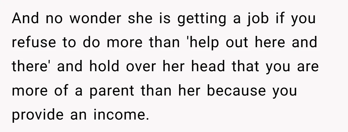 Dad Calls Girlfriend “Selfish” After She Refuses To Skip Her Job Interview To Save His Kids And no wonder she is getting a job if you refuse to do more than 'help out here and there' and hold over her head that you are more of...