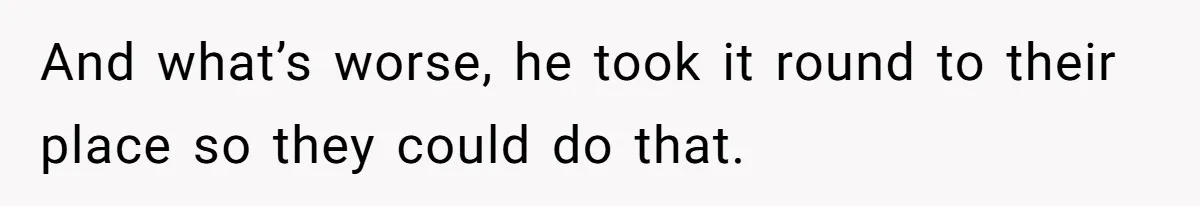Bride-To-Be Furiously Demands A New Wedding Dress After Fiancé Lets Mom And Sister Try It On And what’s worse, he took it round to their place so they could do that.