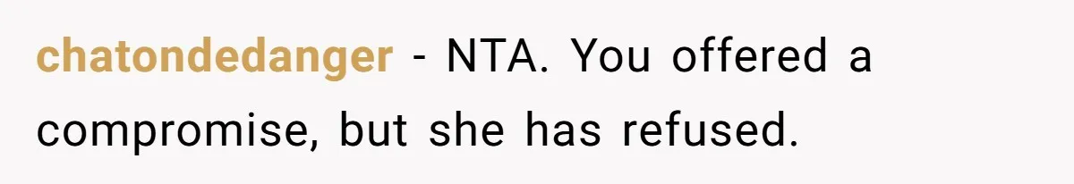 Uncle Refuses To Vacate Family Castle And Master Bedroom For Niece's Dream Destination Wedding chatondedanger − NTA. You offered a compromise, but she has refused.