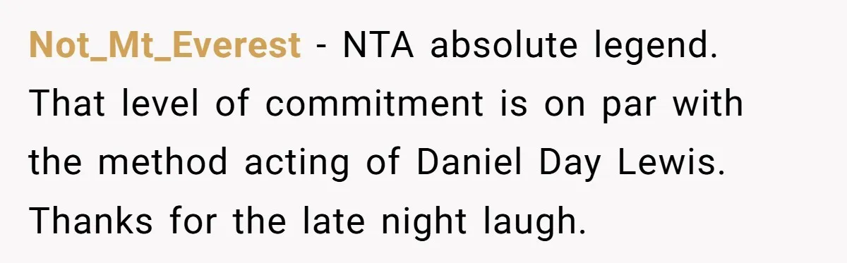 Man Pretends To Eat Only Apples For Weeks, Can’t Believe His Friends Stage An Intervention Not_Mt_Everest − NTA absolute legend. That level of commitment is on par with the method acting of Daniel Day Lewis. Thanks for the late night laugh.