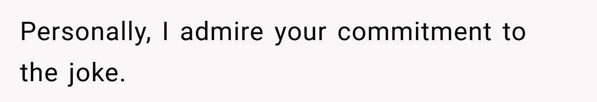 Man Pretends To Eat Only Apples For Weeks, Can’t Believe His Friends Stage An Intervention Personally, I admire your commitment to the joke.