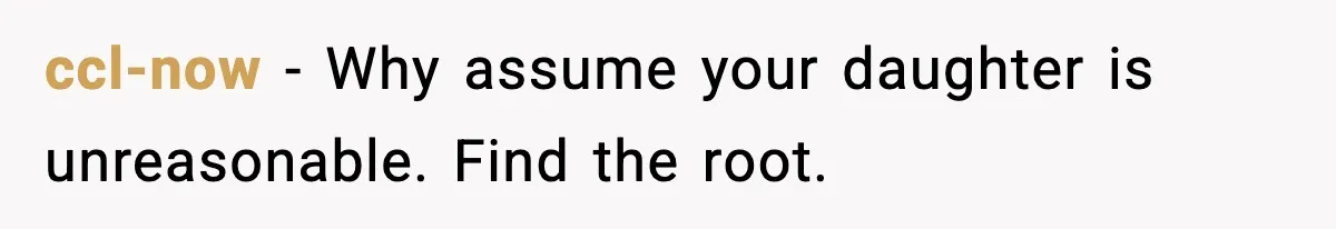 Dad Refuses to Walk Daughter Down the Aisle After She Bans Her Mom From the Wedding ccl-now - Why assume your daughter is unreasonable. Find the root.