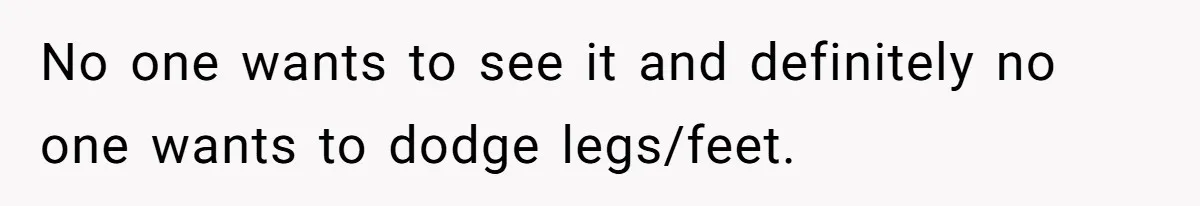 Woman Steals The Spotlight With Wild Dance Moves At Sister’s Wedding, Family Says She Turned It Into A Performance No one wants to see it and definitely no one wants to dodge legs/feet.