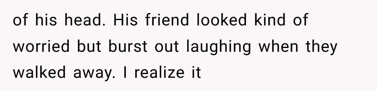 “Not the Smartest Gal”: A Rude Coffee Shop Customer Gets the Politest Reality Check of his head. His friend looked kind of worried but burst out laughing when they walked away. I realize it