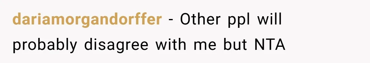 Pregnant Woman Refuses To Let Boyfriend Name Their Daughter “Renesmae” After Twilight Character dariamorgandorffer − Other ppl will probably disagree with me but NTA