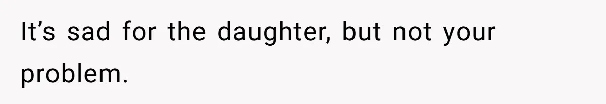 Woman Can’t Believe Her Boyfriend Shrugs Off His Kid Destroying Childhood Photos It’s sad for the daughter, but not your problem.